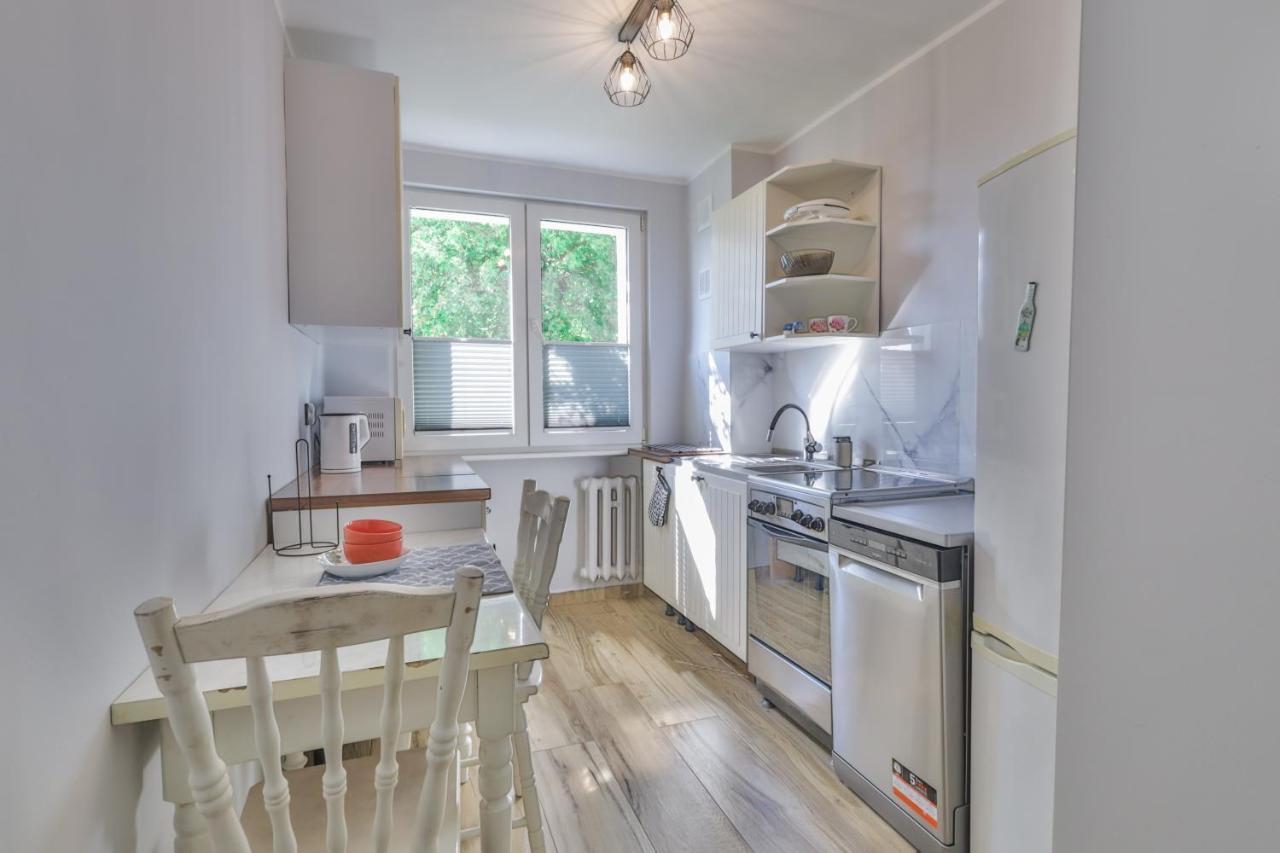 Redlowska Przystan - Plaza, Las, Miasto, Fiesta Apartment