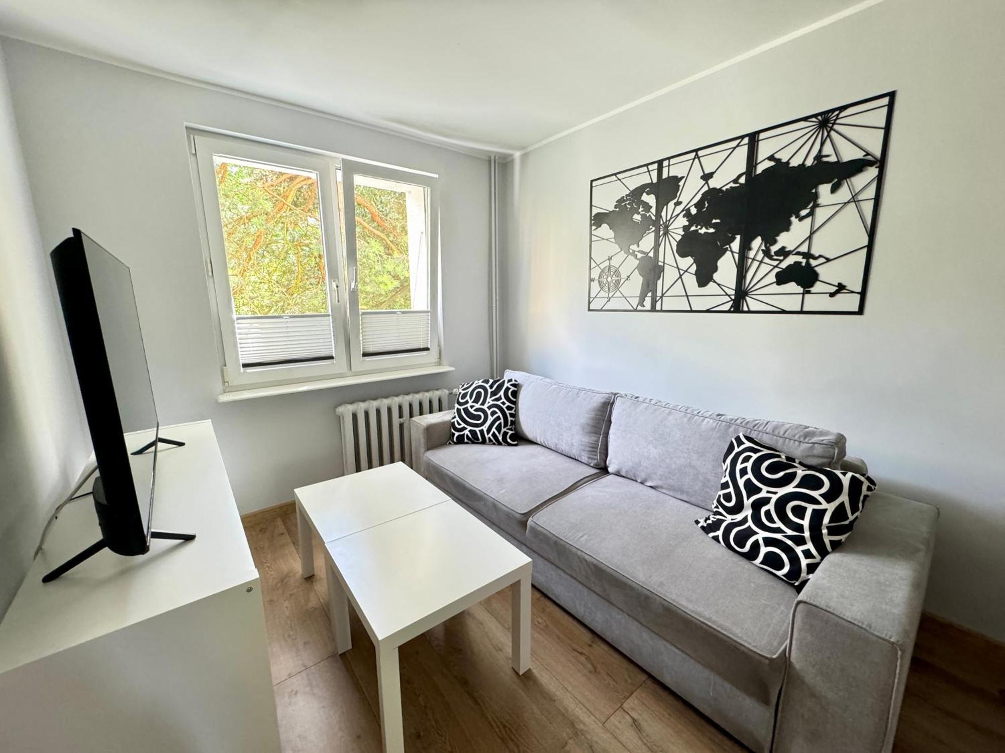 Redlowska Przystan - Plaza, Las, Miasto, Fiesta Apartment *